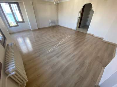 Bostancı Sahilde Deniz Manzaralı 3+2 Dubleks 10