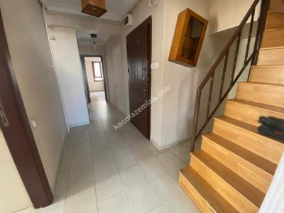 Bostancı Sahilde Deniz Manzaralı 3+2 Dubleks 18