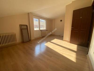 Bostancı Sahilde Deniz Manzaralı 3+2 Dubleks 35