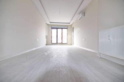 Çınar'da Metroya Yakın 3 Yıllık Binada Kiralık 3+2 7