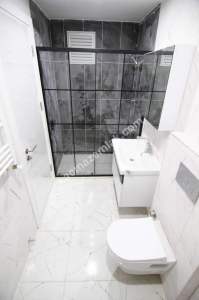 Çınar'da Metroya Yakın 3 Yıllık Binada Kiralık 3+2 23