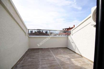 Çınar'da Metroya Yakın 3 Yıllık Binada Kiralık 3+2 35