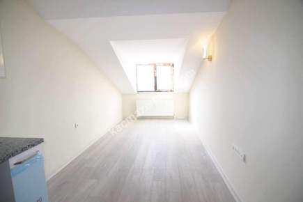 Çınar'da Metroya Yakın 3 Yıllık Binada Kiralık 3+2 29