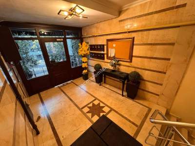 Acıbadem Akçaağaç Sokakta 250 M2 Net Kiralık 5+2Dubleks 33