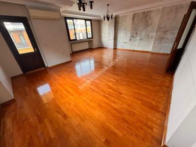 Acıbadem Akçaağaç Sokakta 250 M2 Net Kiralık 5+2Dubleks 3