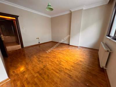 Acıbadem Akçaağaç Sokakta 250 M2 Net Kiralık 5+2Dubleks 7