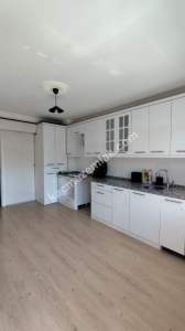 Sivas Merkez Cuma Pazarı Üstü Kiralık 5+1 Dubleks Daire 25