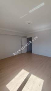 Sivas Merkez Cuma Pazarı Üstü Kiralık 5+1 Dubleks Daire 17