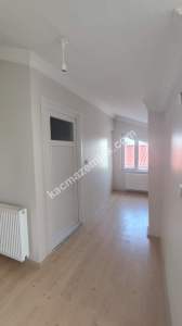 Sivas Merkez Cuma Pazarı Üstü Kiralık 5+1 Dubleks Daire 10