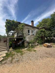 Manavgat Şişeler Köyünde Kiralık Taş Ev 1