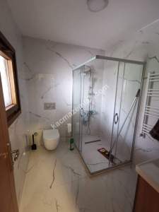 Büyükada'da Müstakil Sezonluk Kiralık 2+1 Ev 26