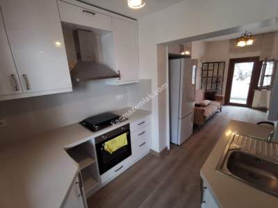 Büyükada'da Müstakil Sezonluk Kiralık 2+1 Ev 3