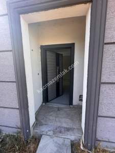 Kaçmaz'dan Tuzla Orhanlı'da Müstakil Bahçeli Kiralık 11