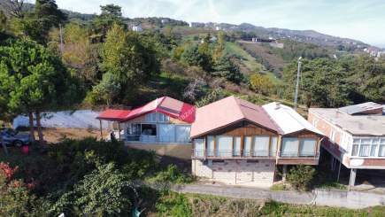 Trabzon Akçaabat Salacıkta Kiralık Eşyalı Bahçeli Ev 5