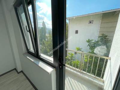 Gemlik Merkezde Satılık 6 Daireli Komple Yeni Bina 15