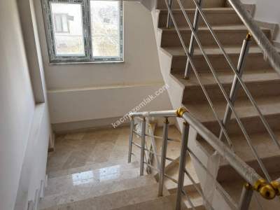 Bursa İnegöl Cerrah'ta 3 Dairelik Satılık Bina 7