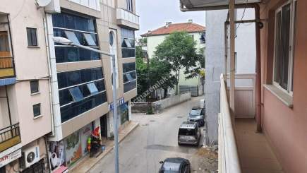 Millet Yunusemre Mah Satılık 3 Katlı Bina Apartman 10