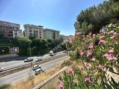 Kaçmaz'dan Güzelyalı Merkezde E5 Cephe Satılık İş Yer 16