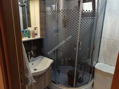 Kocaeli İzmit'te Satılık Deniz Manzaralı 4 Katlı Bina 21