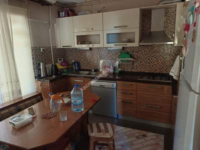 Kocaeli İzmitte Satılık Bina 30