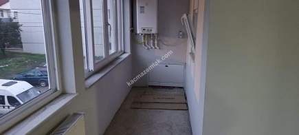 Kaçmaz Emlaktan Körfezde Satılık 3 Katlı Bina 9