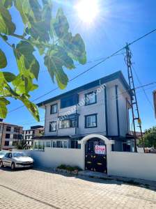 Marmaraereğlisi Yeniçiftlik Merkezde Satılık Bina 1