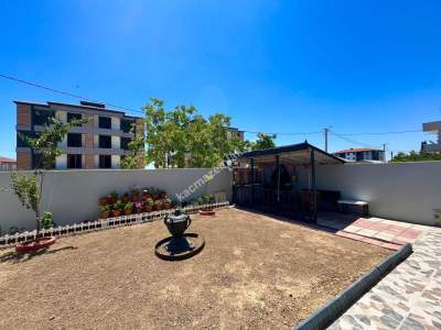 Marmaraereğlisi Yeniçiftlik Merkezde Satılık Bina 8