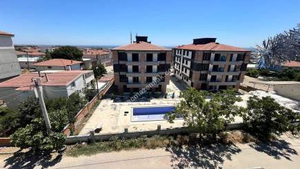 Marmaraereğlisi Yeniçiftlik Merkezde Satılık Bina 36