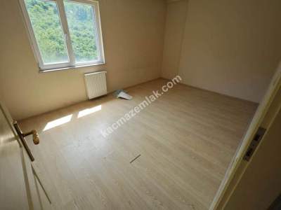 Trabzon Akçaabat Söğütlü'de Satılık Bina ​ 20