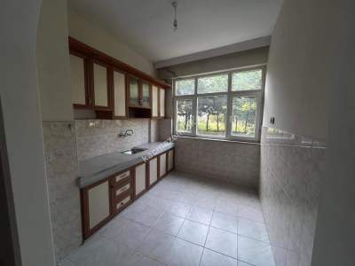 Trabzon Akçaabat Yaylacıkta Ana Yola Yakın Satılık Bina 5