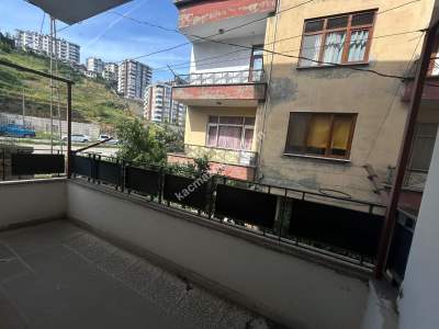 Trabzon Akçaabat Yaylacıkta Ana Yola Yakın Satılık Bina 4