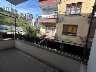 Trabzon Akçaabat Yaylacıkta Ana Yola Yakın Satılık Bina 10