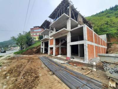 Trabzon Esiroğlu Cadde Üzerinde Satılık Komple Bina 1