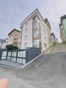 Trabzon Konaklar Mah. Ktü Yanında Satılık Komple Bina 2