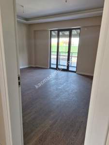 Sakarya Serdivan Yazlık Mahallesi Kanal Boyu Mevki 2+1 8