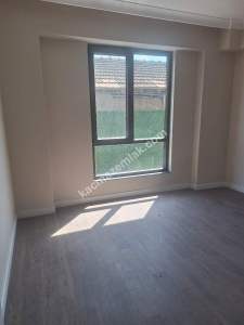 Sakarya Serdivan Yazlık Mahallesi Kanal Boyu Mevki 2+1 12