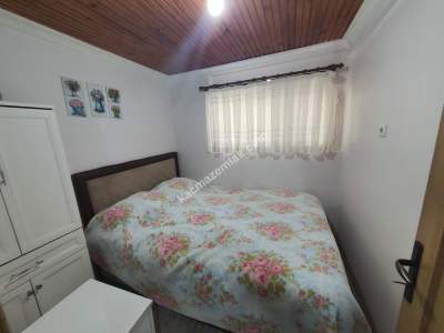 Gemlik Kurşunlu Mah Satılık Denize Sıfır Bahçeli Villa 26