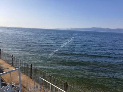 Gemlik Kurşunlu Mah Satılık Denize Sıfır Bahçeli Villa 13