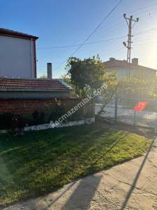 Edirne Merkez Yeni Kadın Köyünde Bahçeli Ev 4