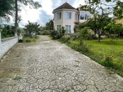 Sakarya Mahmudiyede Satılık Bahçeli Villa 19