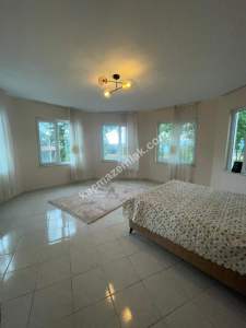 Sakarya Mahmudiyede Satılık Bahçeli Villa 27