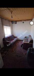 Kütahya Çavdarhisarda Satılık Çiftlik Evi 13