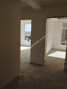 Afyon Ali İhsan Paşa Mahallesinde Satılık 3+1 Daire 2