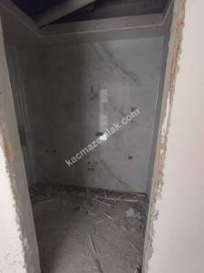 Afyon Ali İhsan Paşa Mahallesinde Satılık 3+1 Daire 10