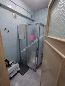 Afyon Cumhuriyet Mahallesinde Satılık 3+1 Daire 9