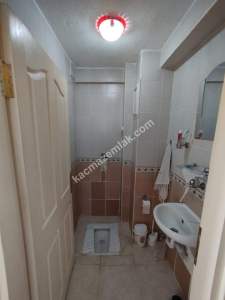 Afyon Eşref Paşa Mahallesinde Satılık 3+1 Daire 10