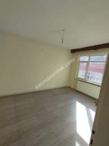 Afyon Hamidiye Mahallesinde Satılık 3+1 Daire 6