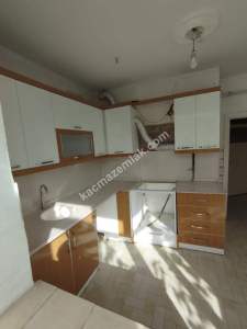 Afyon Hamidiye Mahallesinde Satılık 3+1 Daire 9