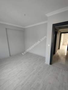 Afyon Yenice Mahallesinde Satılık 3+1 Daire 13