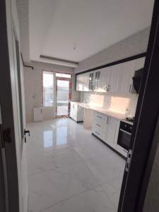 Afyon Yenice Mahallesinde Satılık 3+1 Daire 3